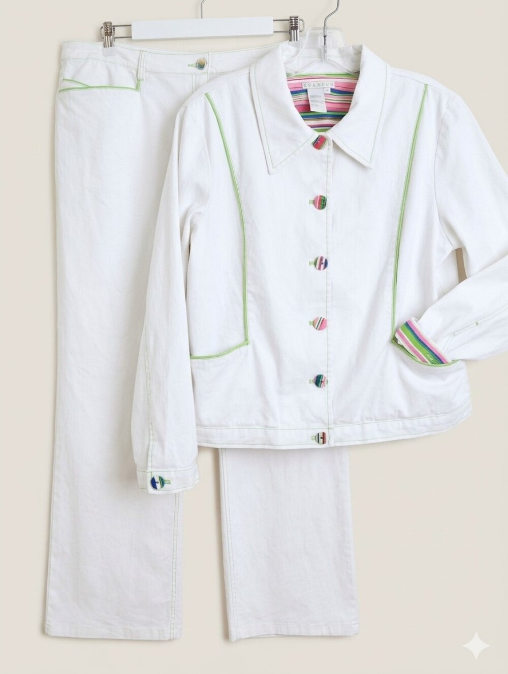 Spanner Women's  Set with Lime Trim and Multicolor Stripe Accents Sz 16
